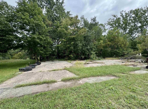 207 S Sycamore Street, North Manchester, IN 46962
