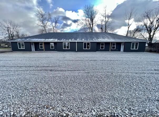 412 S Court Street, Seymour, MO 65746