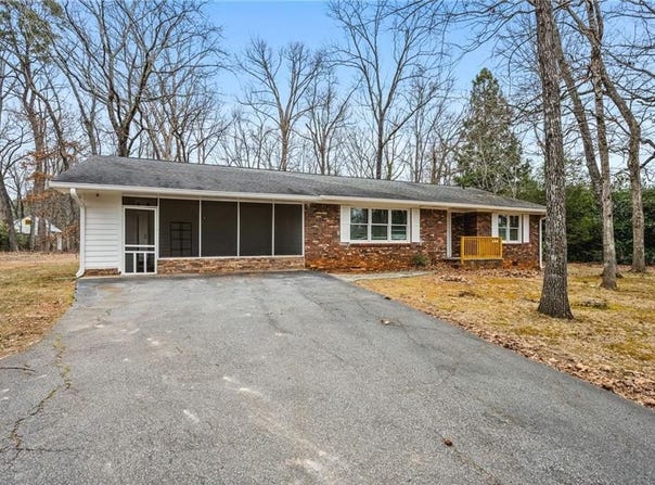 45 Chaffin Road, Roswell, GA 30075