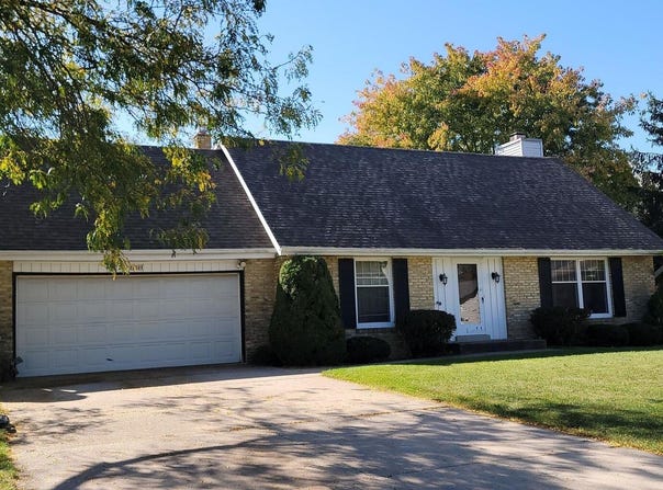 15199 W Fenway Ct, New Berlin, WI 53151