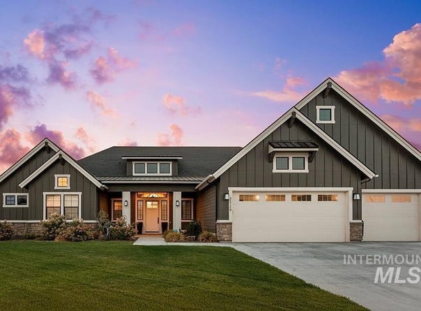 2529 N Fruniz Ave, Eagle, ID 83616