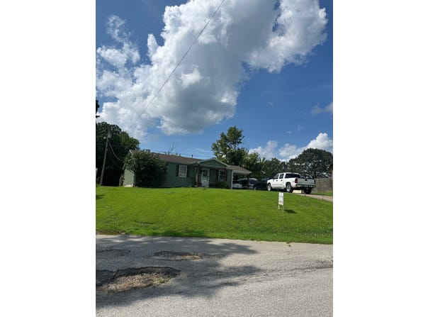 339 South Tyler St, Morgantown, KY 42261