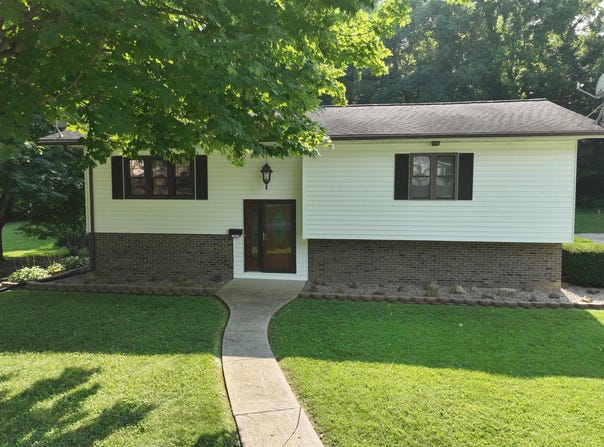 102 Jack Court, Odon, IN 47562