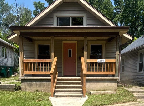 1300 W Maple Street, Lansing, MI 48915