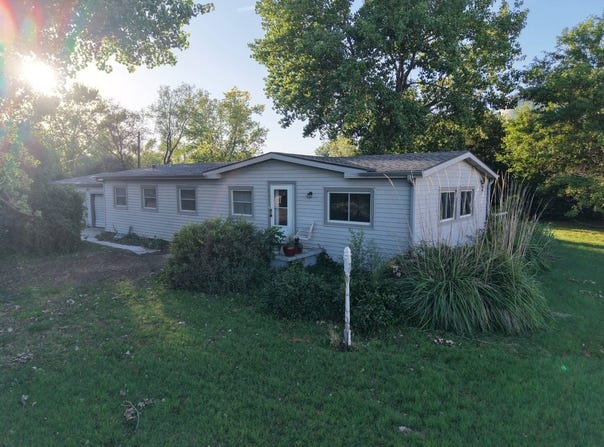 509 Osborne St, Downs, KS 67437
