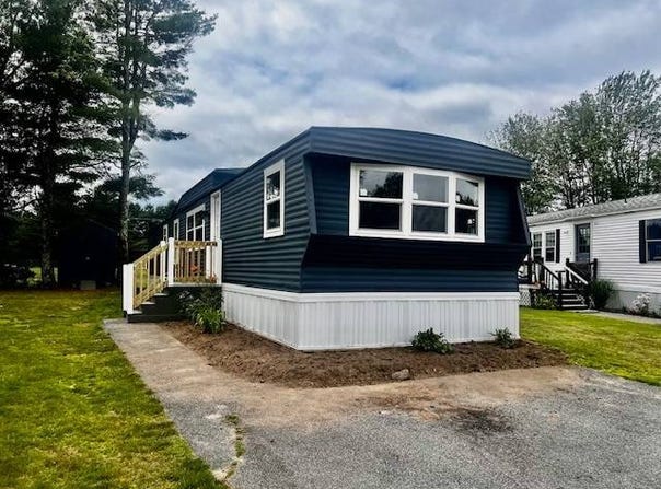 92 Buckingham Drive, Westbrook, ME 04092