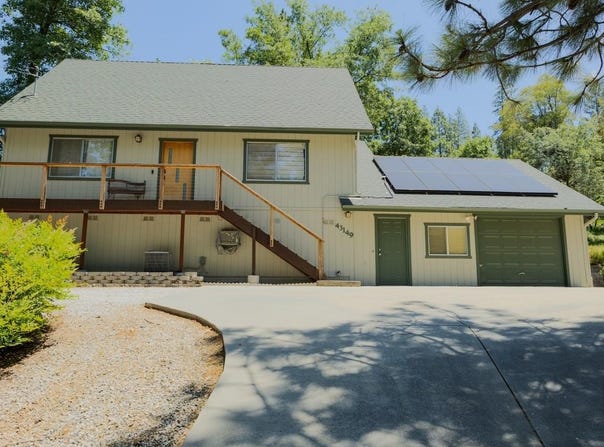 43149 Sugar Pine Drive W, Oakhurst, CA 93644
