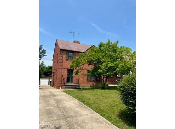 3587 Blanche Avenue, Cleveland Heights, OH 44118