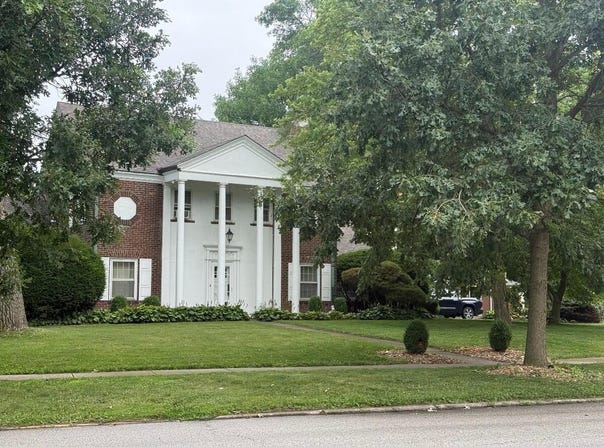 8101 Northcote Avenue, Munster, IN 46321