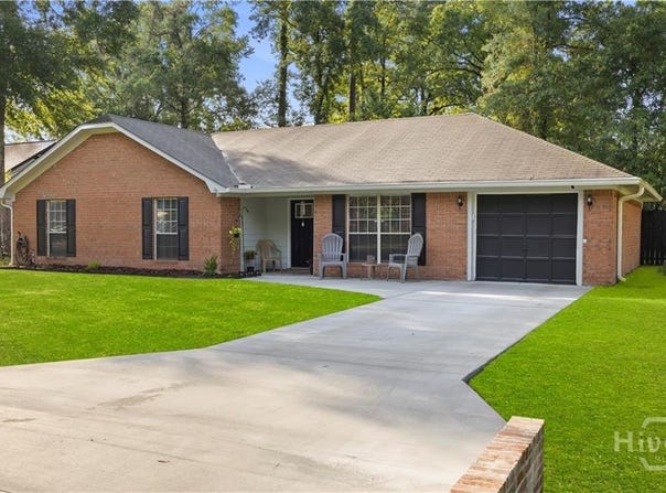 506 Creekview Drive, Hinesville, GA 31313