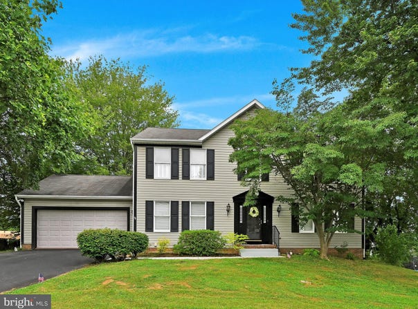 109 S SHAFFER DRIVE, NEW FREEDOM, PA 17349