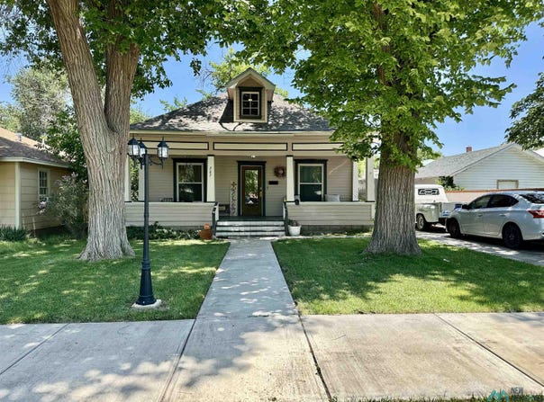 207 S Kentucky Avenue, Roswell, NM 88203