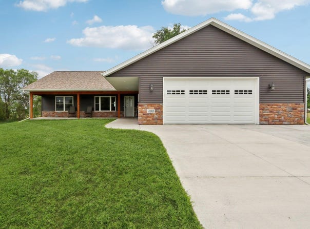 400 Mourning Dove Court, Arena, WI 53503-9323