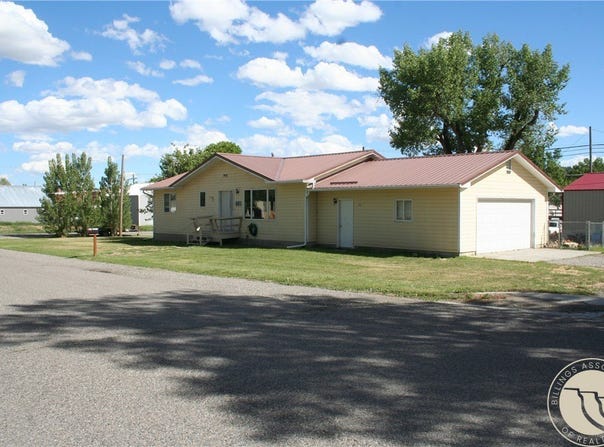 251 E 1st Ave. N, Columbus, MT 59019