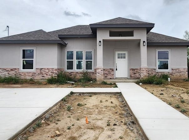 3194 Palma St., Eagle Pass, TX 78852