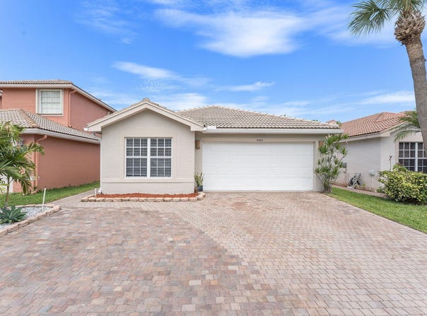 5407 Little Dipper Court, Greenacres, FL 33463