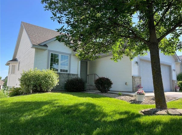 6659 Lipizzan Trail, Forest Lake, MN 55025