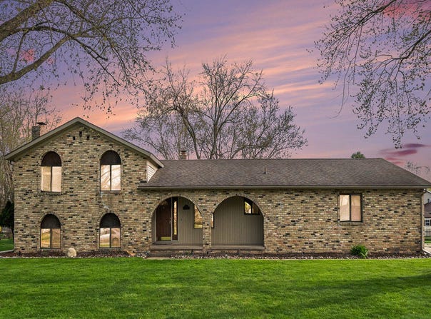 608 N Wickshire Lane, Durand, MI 48429