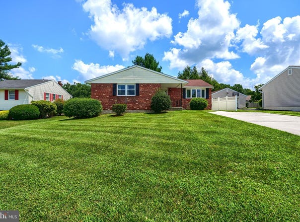 4026 SILVAGE ROAD, BALTIMORE, MD 21236