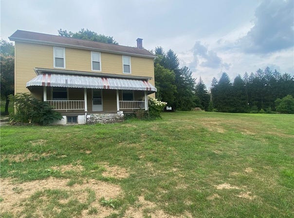 124 S 16th St, Dunbar Twp, PA 15425