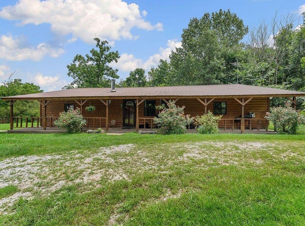 16890 Hurt Road, Sulphur Springs, AR 72768