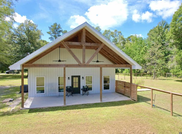 20101 Steve Hughes Rd, Walker, LA 70785
