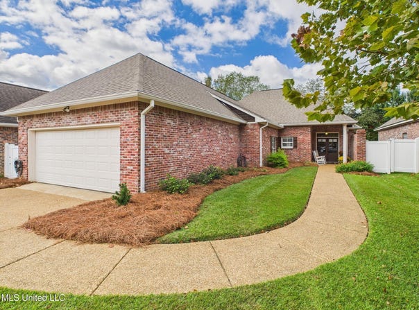 207 Geneva Boulevard, Madison, MS 39110