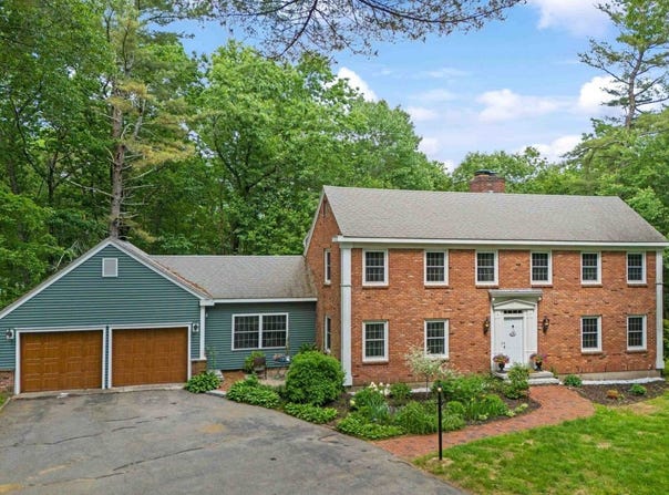38 Piscataqua Road, Dover, NH 03820