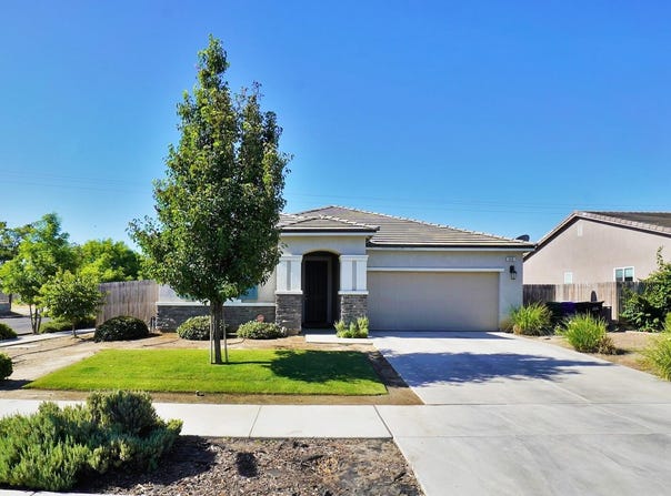 559 Ivory Street, Lemoore, CA 93245