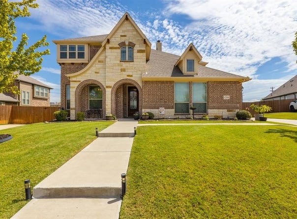 4206 Dandelion Lane, Midlothian, TX 76065