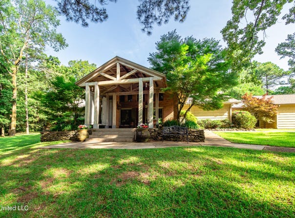 6147 Wirtz Road, Flowood, MS 39232