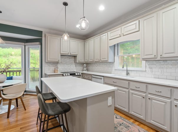 3051 SKYLARK CIRCLE, HOOVER, AL 35244
