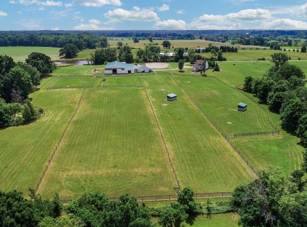 2699 Cedar Lake Road, Howell, MI 48843