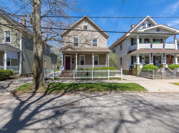 1018 Auburn Avenue, Cleveland, OH 44113