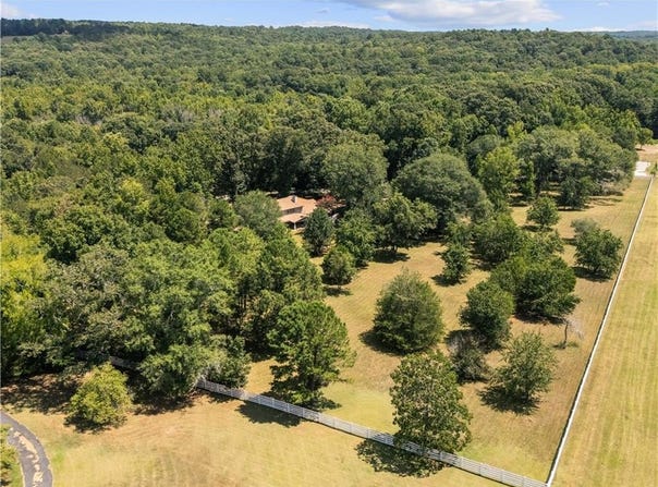 240 Deerfield Road, Bogart, GA 30622