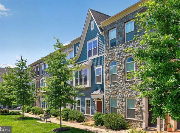 5128 RIDGEVIEW RETREAT, CHANTILLY, VA 20151