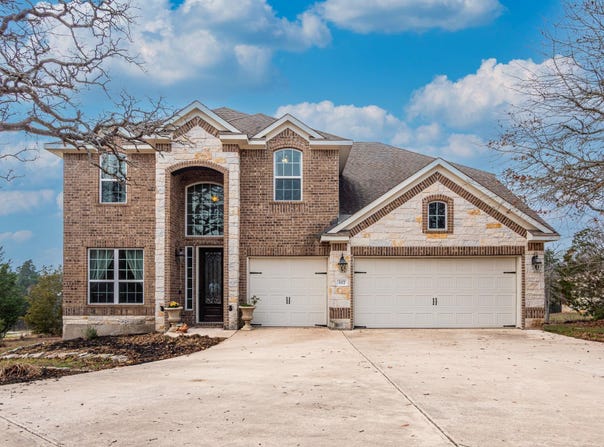 117 Arbor Point Dr, Elgin, TX 78621