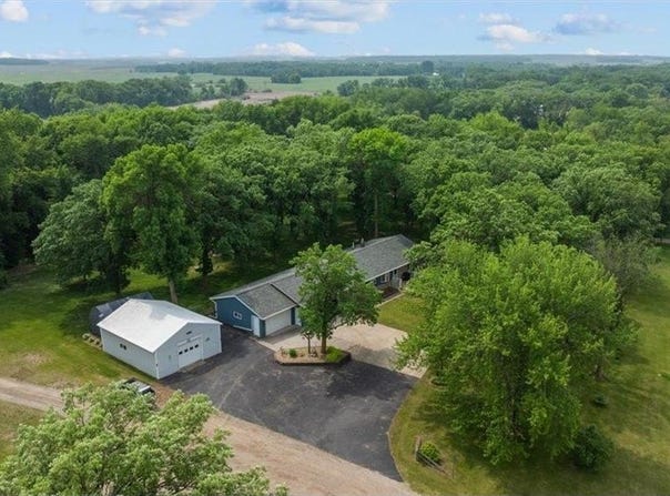 18945 Agent Drive, Sauk Centre, MN 56378