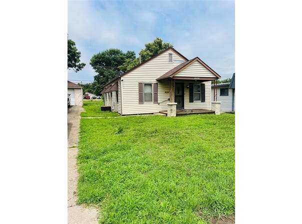 1606 S Choctaw Avenue, El Reno, OK 73036