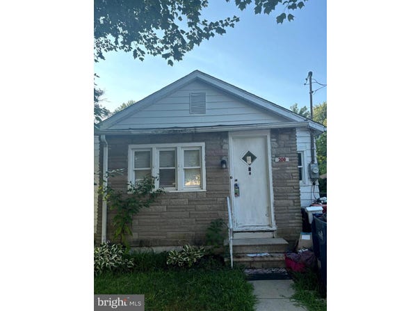 208 PARK Avenue, SOMERDALE, NJ 08083