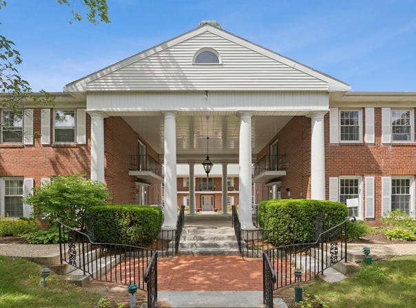 179 Pine Street, Portland, ME 04102