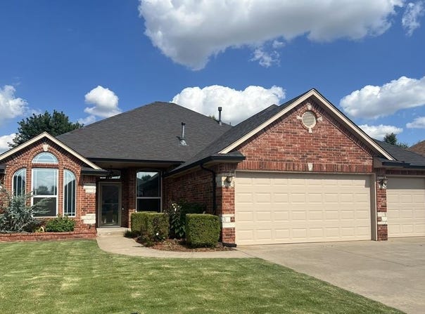 2120 HACKBERRY CREEK Avenue, Yukon, OK 73099