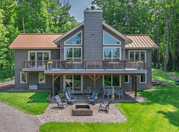 8033 BOWIE RD, Presque Isle, WI 54557