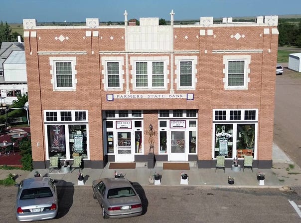 100 Main Ave, Sedgwick, CO 80749