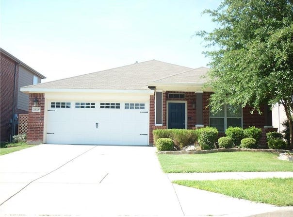 1828 Ringtail Drive, Little Elm, TX 75068