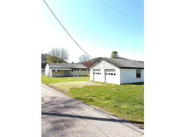 403 Rebecca Street, New Martinsville, WV 26155