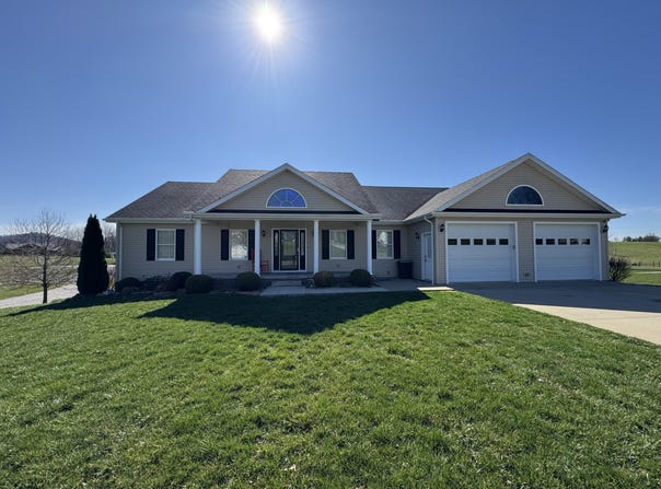 438 Asbury Road, Flemingsburg, KY 41041