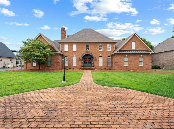 1812 Todd Trace Court, Bowling Green, KY 42103