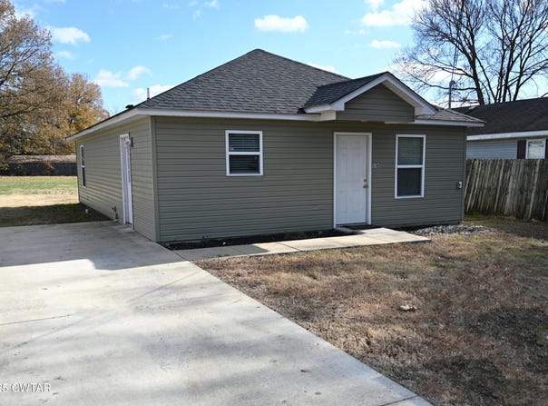 430 Prince Avenue, Dyersburg, TN 38024