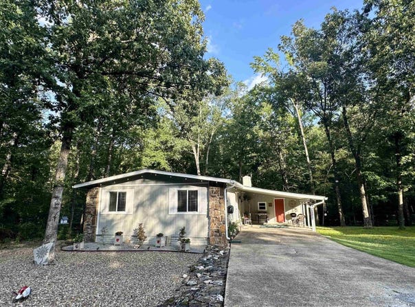 37 VENADO WAY, Hot Springs Village, AR 71909